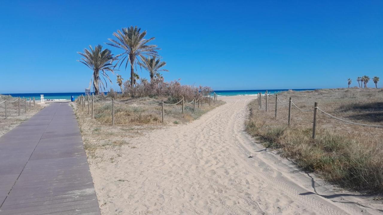 El Faro De Canet Canet d'En Berenguer Luaran gambar